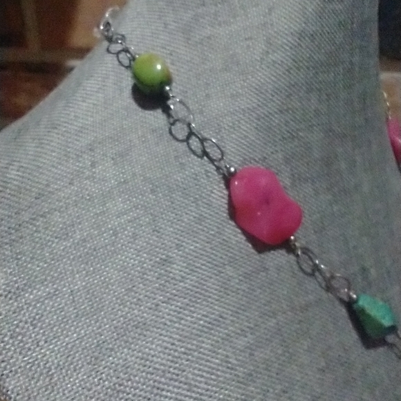 Free with purchase Empress Purple and Dark Glass Pendant Necklace - Picture 5 of 12